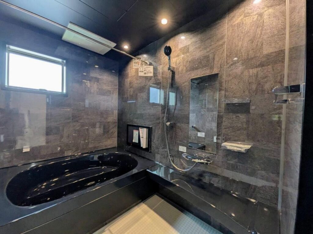 【稲沢市】42帖LDKと50帖屋上を愉しむ、究極の平屋
