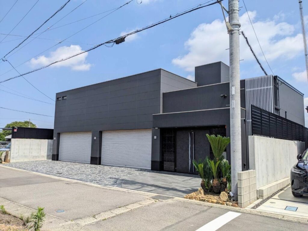 【稲沢市】42帖LDKと50帖屋上を愉しむ、究極の平屋