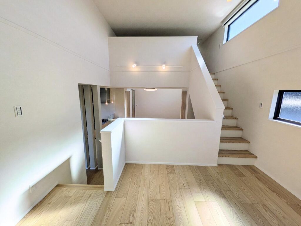 【愛西市】木の温もりに包まれる、中二階とロフトのある平屋