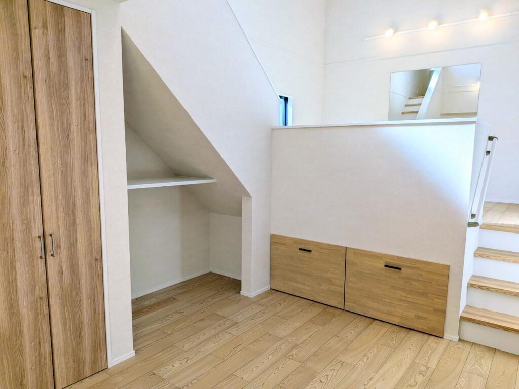 【愛西市】木の温もりに包まれる、中二階とロフトのある平屋